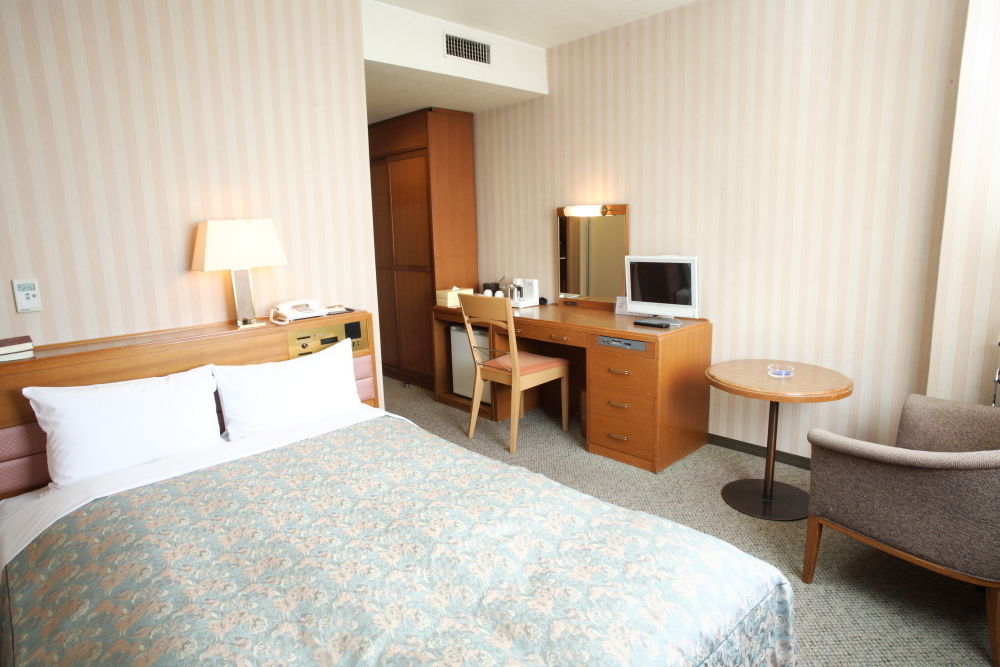 Hotel Grand View Такасакі Екстер'єр фото